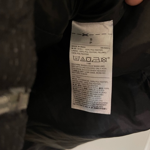 Banana Republic Black Quilted Zip Up Vest - Picture 3 of 3